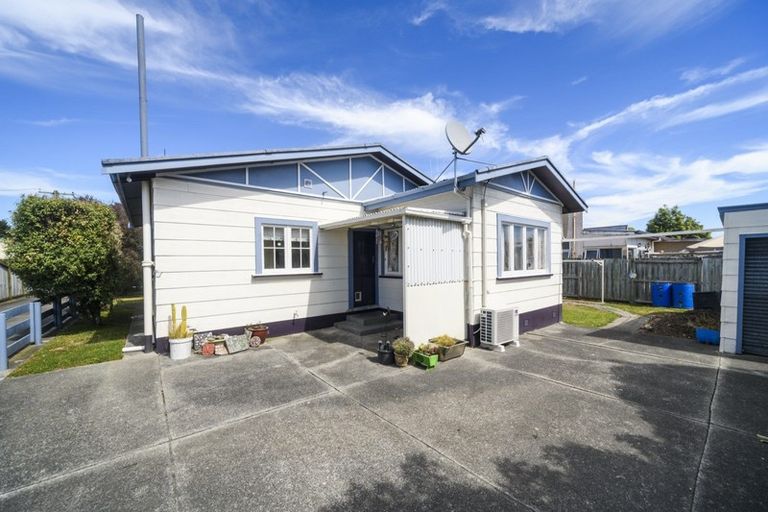 Photo of property in 12 Montagu Street, Feilding, 4702