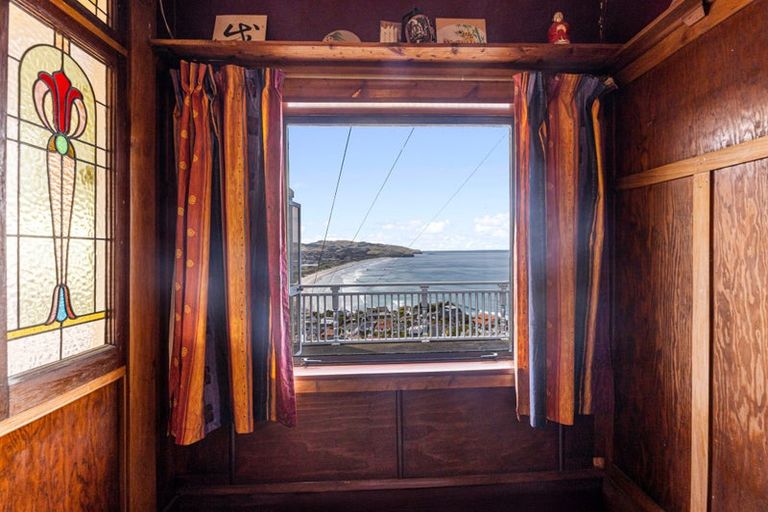 Photo of property in 113 Cliffs Road, Saint Clair, Dunedin, 9012