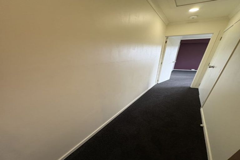 Photo of property in 2a Charlenne Close, Ranui, Auckland, 0612