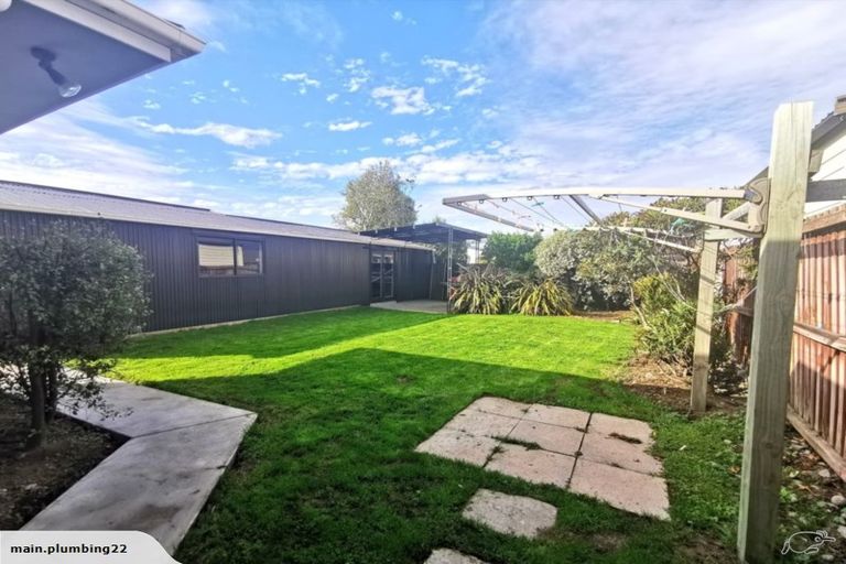 Photo of property in 30 Tenby Place, Avondale, Christchurch, 8061