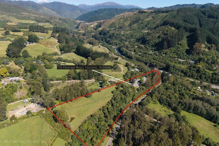 Photo of property in 76 Parenga Road, Hautere, Otaki, 5582
