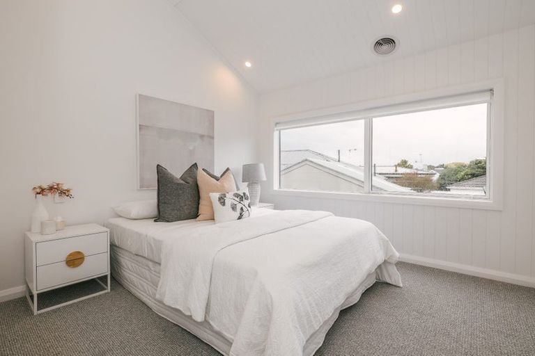 Photo of property in 15 Ihaka Street, Hokowhitu, Palmerston North, 4410