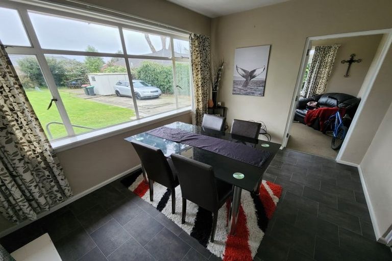 Photo of property in 2 Nyoli Street, Northcote, Christchurch, 8052