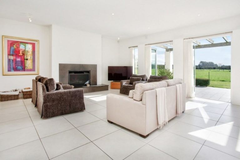 Photo of property in 1727 South Eyre Road, Eyrewell, Rangiora, 7476