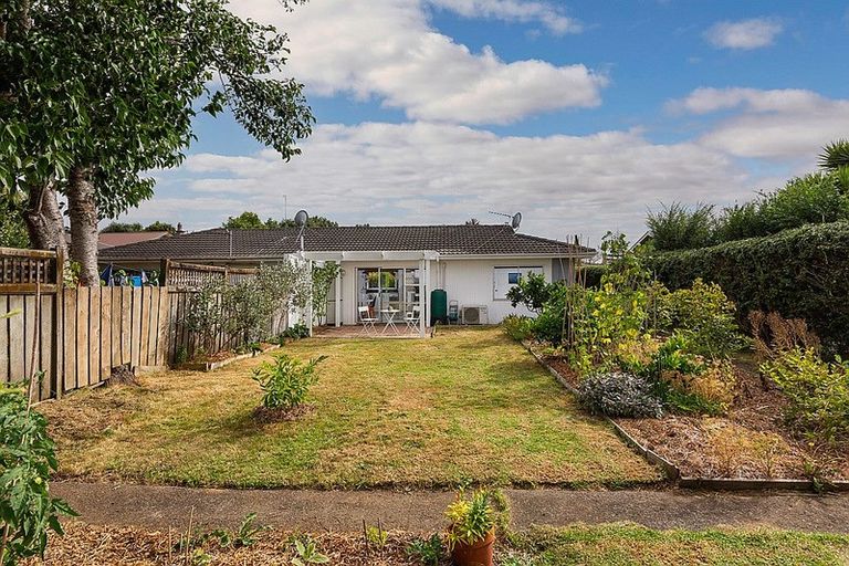 Photo of property in 3/60 Jellicoe Road, Manurewa, Auckland, 2102