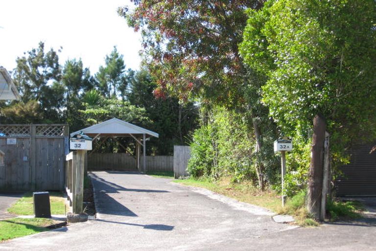 Photo of property in 32 Cutler Street, New Lynn, Auckland, 0600