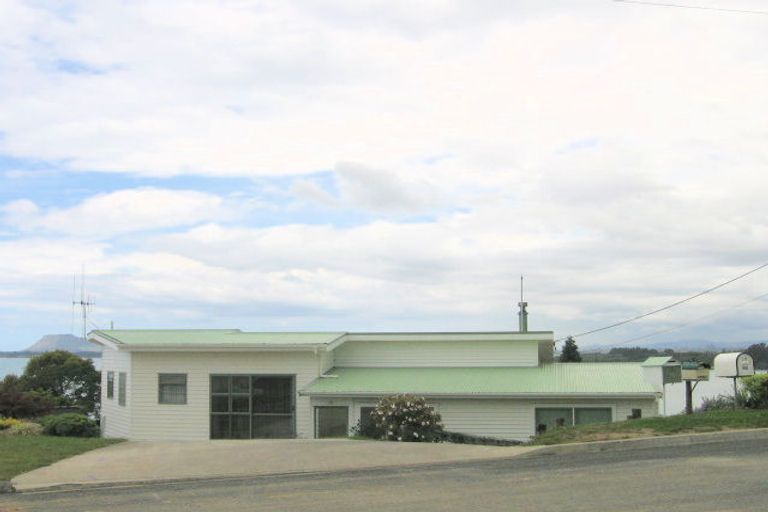 Photo of property in 75 Harbour View Road, Omokoroa, 3114