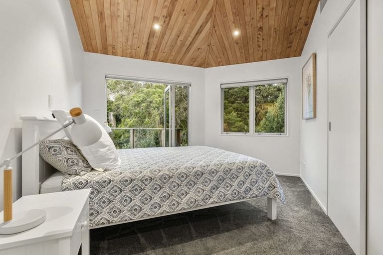 Photo of property in 43a Lonely Track Road, Fairview Heights, Auckland, 0632