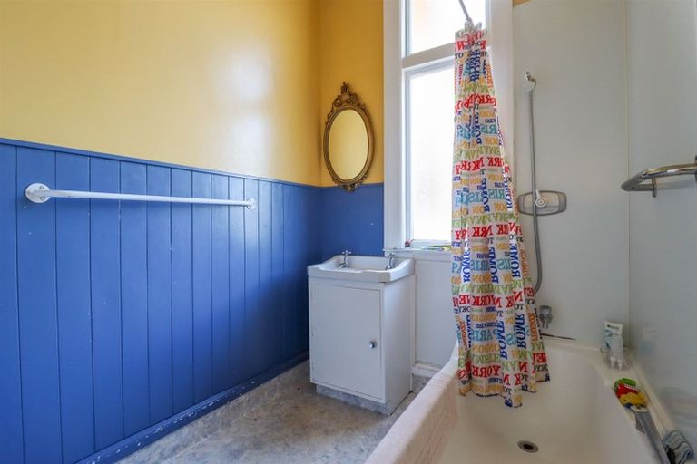 Photo of property in 27 Roslyn Terrace, West End, Timaru, 7910