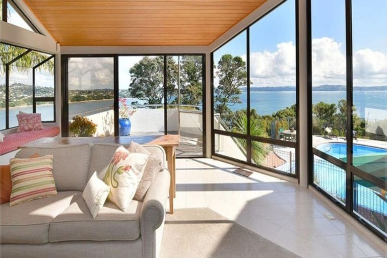 Photo of property in 74 Ardern Avenue, Stanmore Bay, Whangaparaoa, 0932