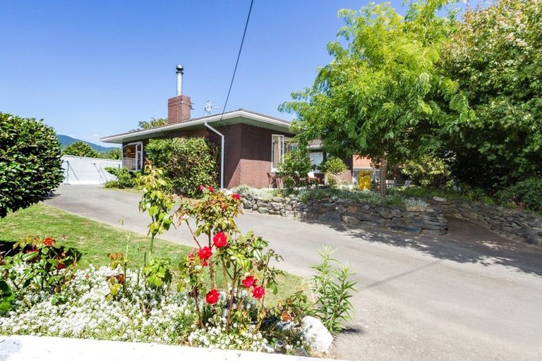 Photo of property in 6 Lemari Avenue, Stoke, Nelson, 7011