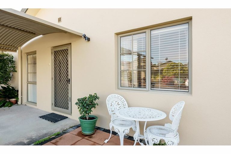 Photo of property in 4/41 Manchester Way, Judea, Tauranga, 3110