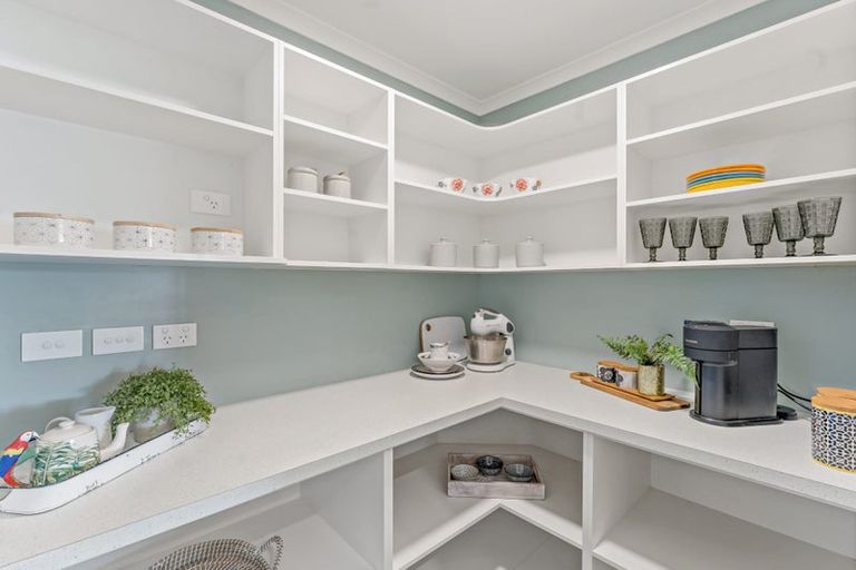 Photo of property in 8 Harriet Johnston Drive, Pokeno, 2402