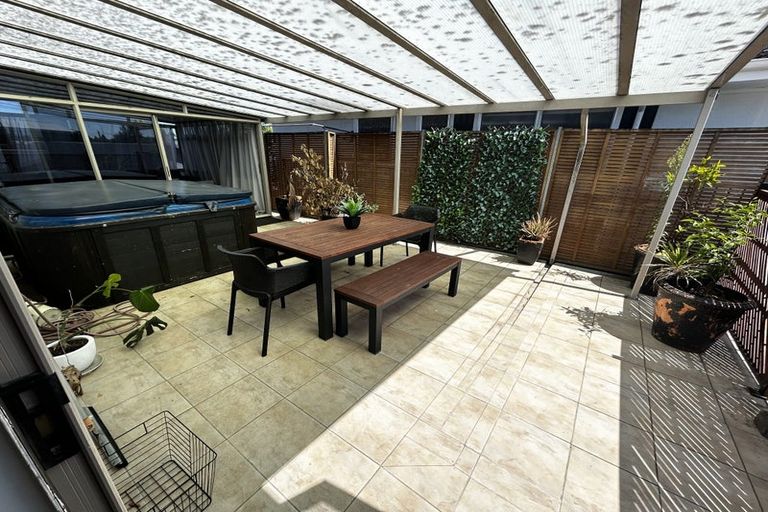 Photo of property in 4/8 Lee Road, Taradale, Napier, 4112