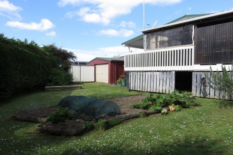 Photo of property in 121 Onemana Drive, Onemana, Whangamata, 3691