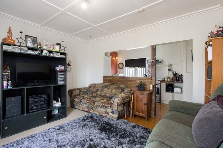 Photo of property in 15 Junction Road, Paeroa, 3600