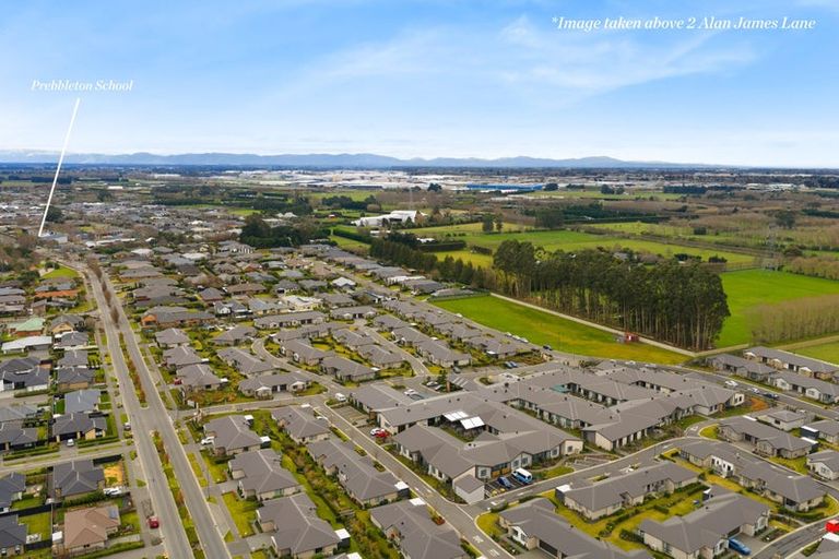 Photo of property in 2 Alan James Lane, Prebbleton, 7604