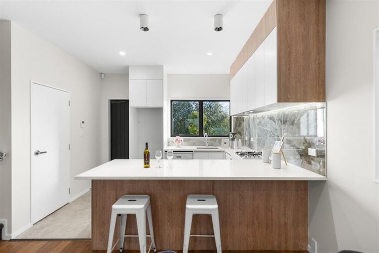 Photo of property in 63 Survila Street, Papakura, 2110