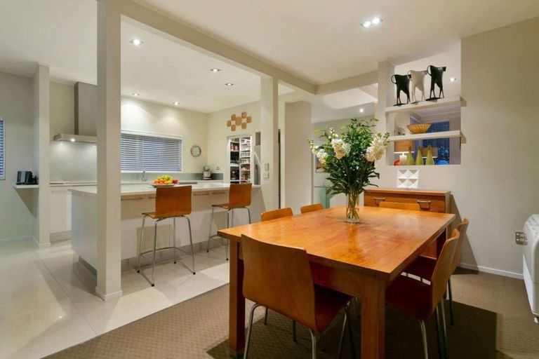 Photo of property in 1/21 Onepoto Road, Hauraki, Auckland, 0622