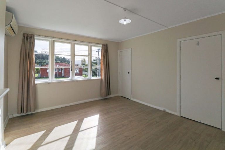 Photo of property in 13 Toomath Street, Naenae, Lower Hutt, 5011