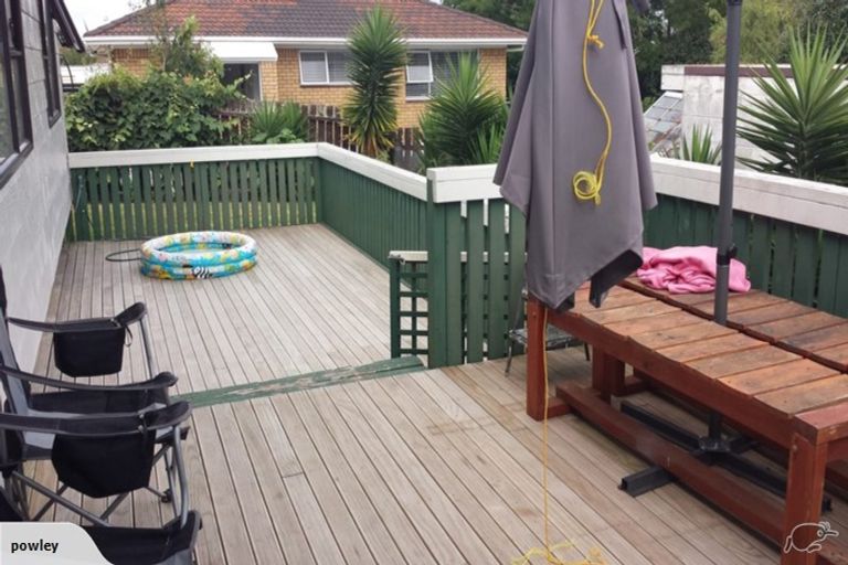 Photo of property in 2/10 Argyle Avenue, Pahurehure, Papakura, 2113