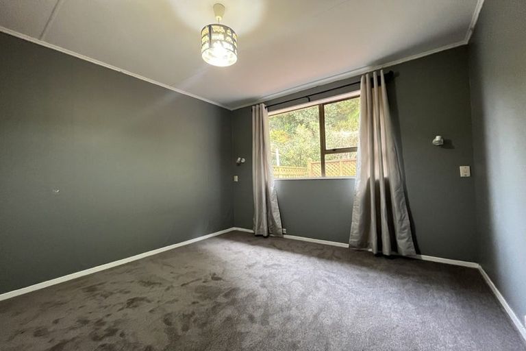 Photo of property in 27a Old Coach Road, Johnsonville, Wellington, 6037