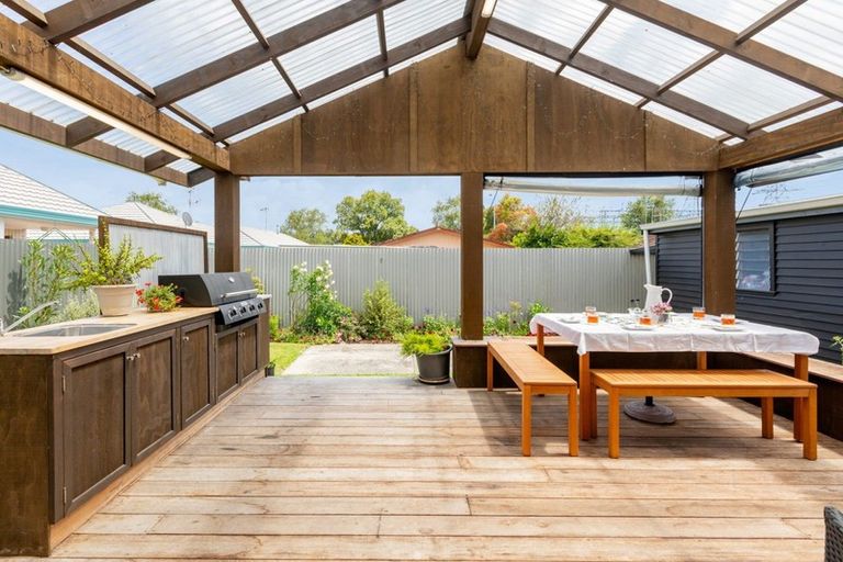 Photo of property in 12a Pooles Road, Greerton, Tauranga, 3112