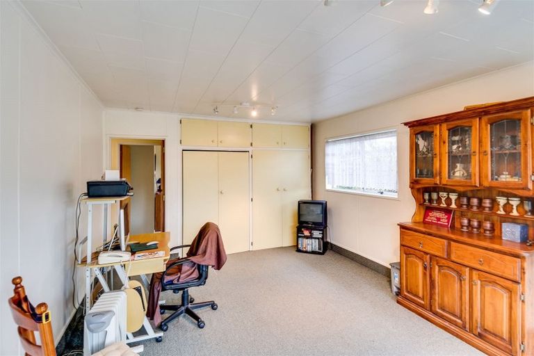 Photo of property in 22 Roskilda Crescent, Taradale, Napier, 4112