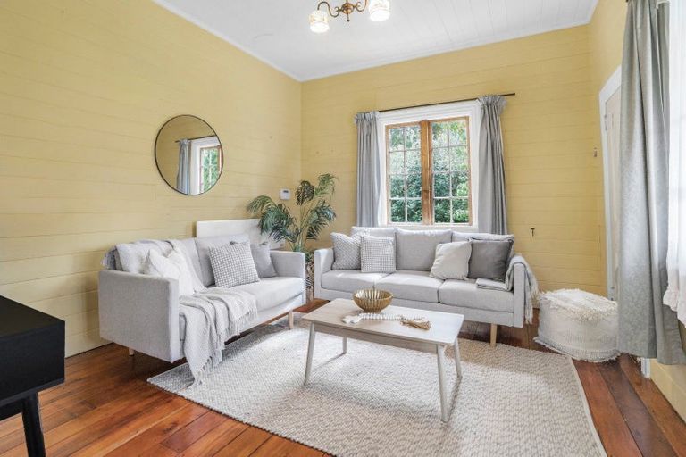 Photo of property in 44c Brandon Street, Featherston, 5710