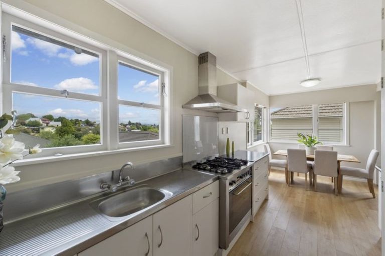 Photo of property in 15 Thomson Avenue, Dinsdale, Hamilton, 3204