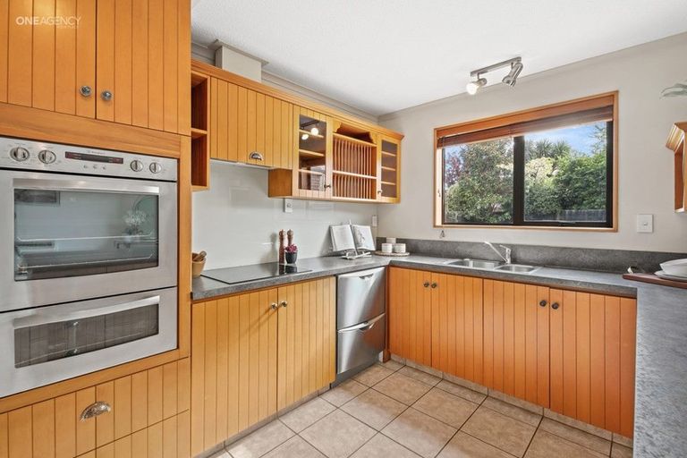 Photo of property in 8 Kedleston Drive, Avonhead, Christchurch, 8042