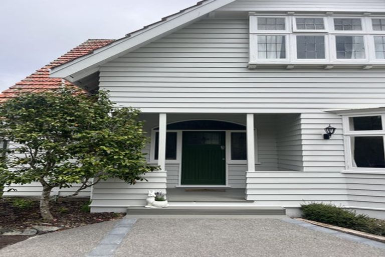 Photo of property in 64 Cashmere Avenue, Khandallah, Wellington, 6035