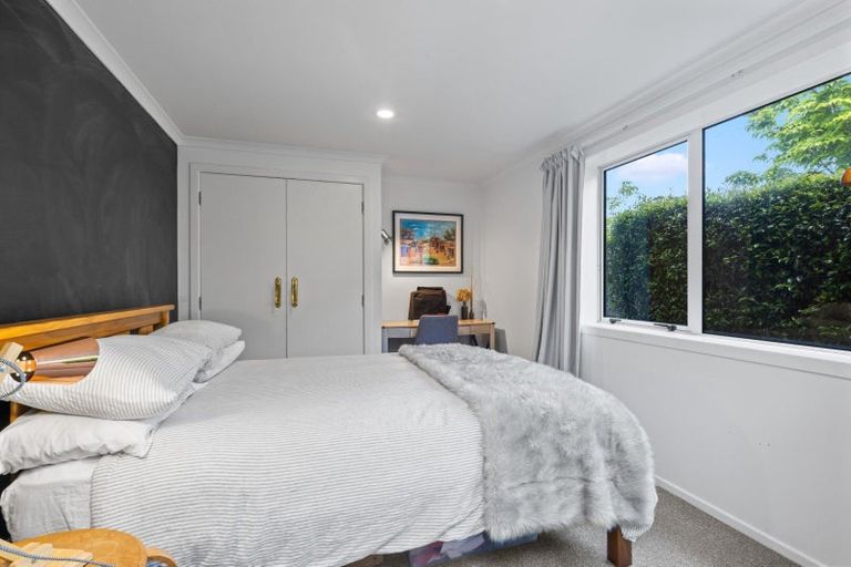 Photo of property in 69 Princes Street, Cambridge, 3434