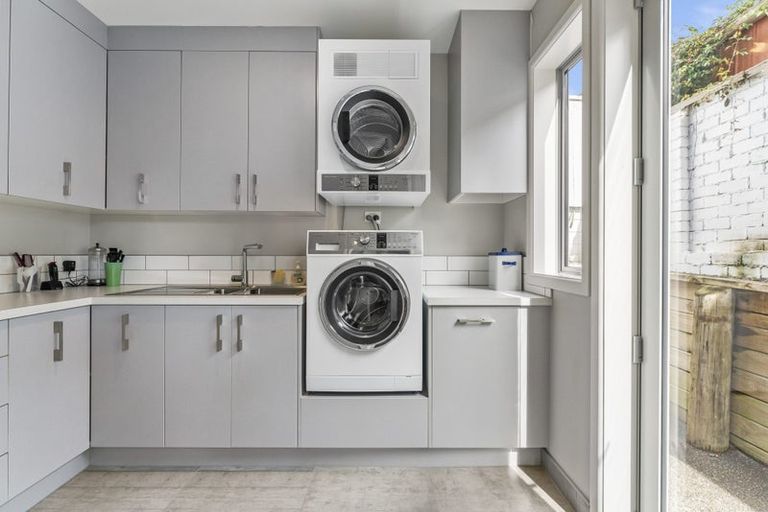 Photo of property in 80 Twelfth Avenue, Tauranga South, Tauranga, 3112