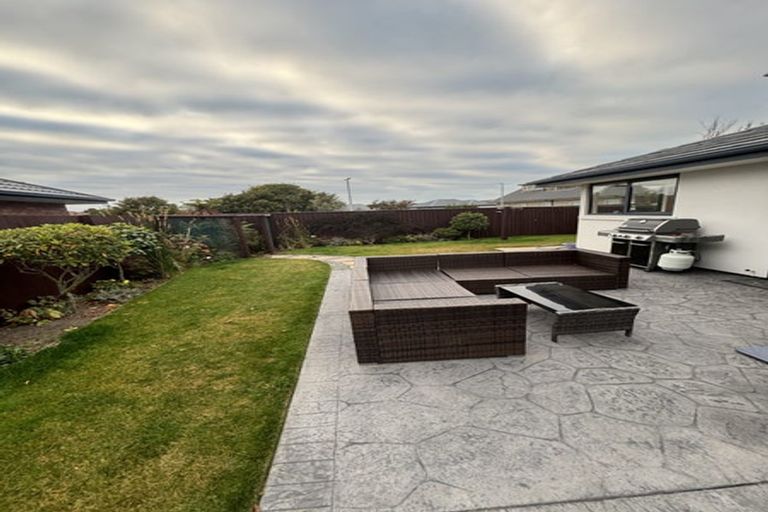 Photo of property in 10 Puhara Avenue, Parklands, Christchurch, 8083