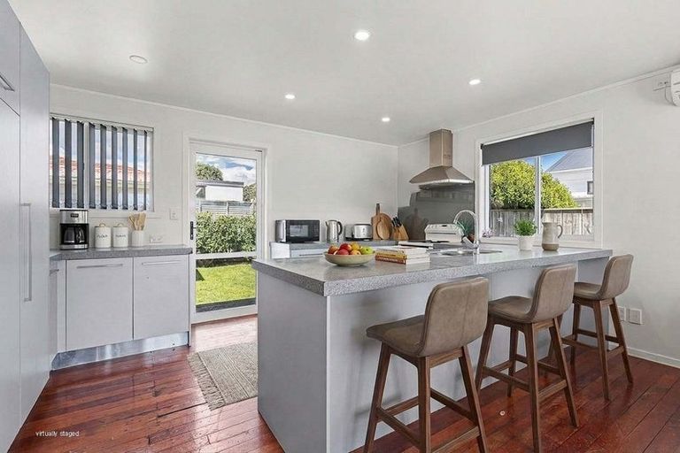 Photo of property in 171 Powderham Street, New Plymouth, 4310