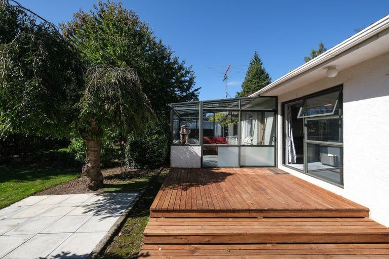 Photo of property in 42 Wingatui Road, Mosgiel, 9024