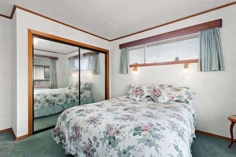 Photo of property in 122 Foremans Road, Islington, Christchurch, 8042