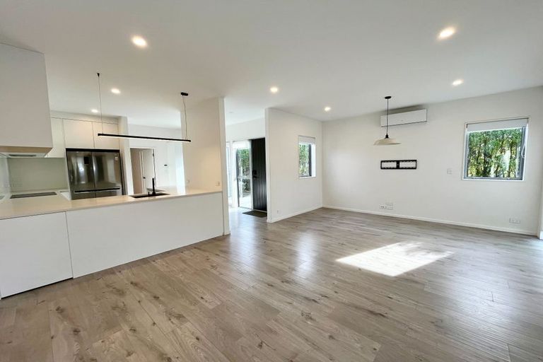 Photo of property in 1 Heri Lane, Westgate, Auckland, 0814