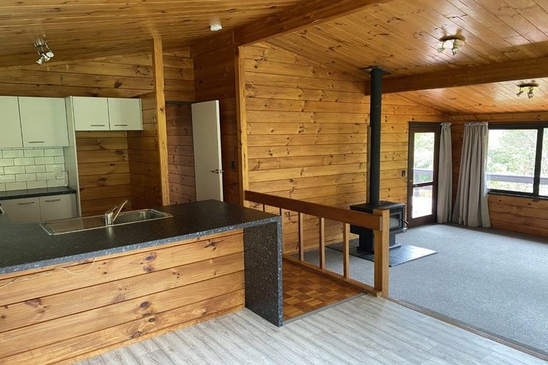 Photo of property in 95 Manuka Street, Stokes Valley, Lower Hutt, 5019