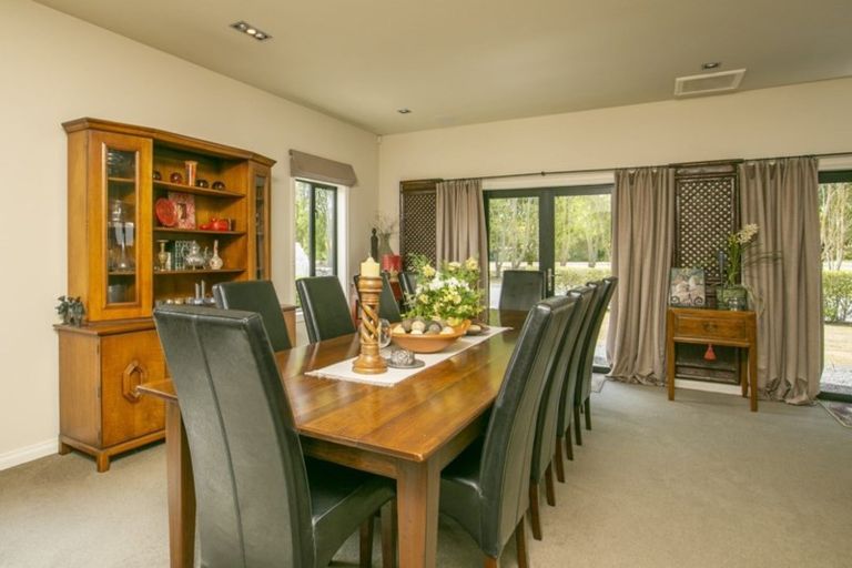 Photo of property in 104 Oxford Street, Martinborough, 5711