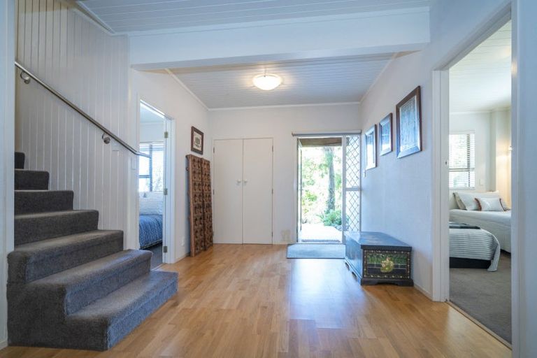 Photo of property in 3 Puriri Place, Whitianga, 3510