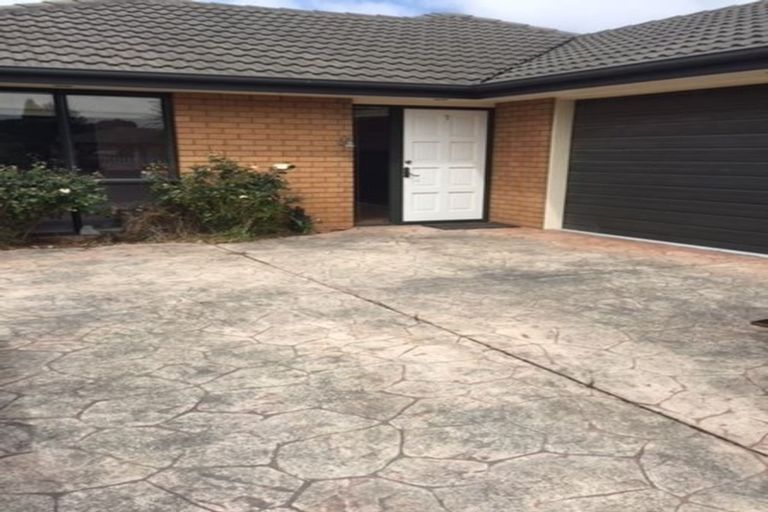 Photo of property in 7 Iroquois Place, Wigram, Christchurch, 8042