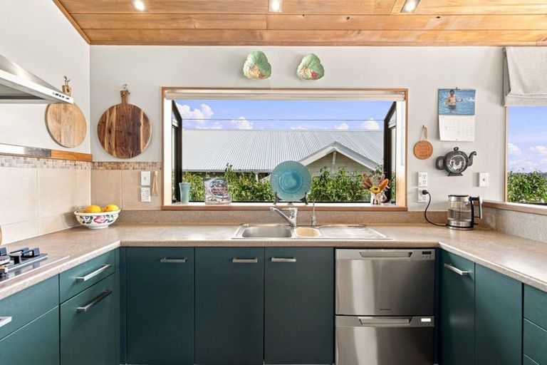 Photo of property in 2/118 Bayswater Avenue, Bayswater, Auckland, 0622