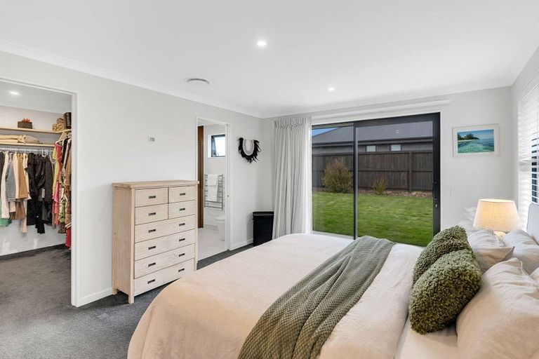 Photo of property in 10 Lesser Close, Rolleston, 7615