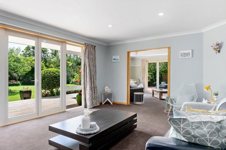 Photo of property in 11 Bridge Street, Southbridge, 7602