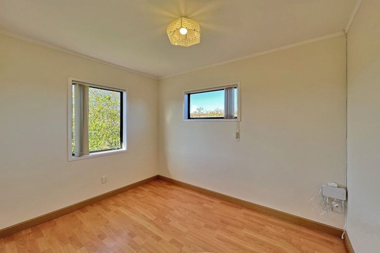 Photo of property in 20b Kallaroo Place, Botany Downs, Auckland, 2010