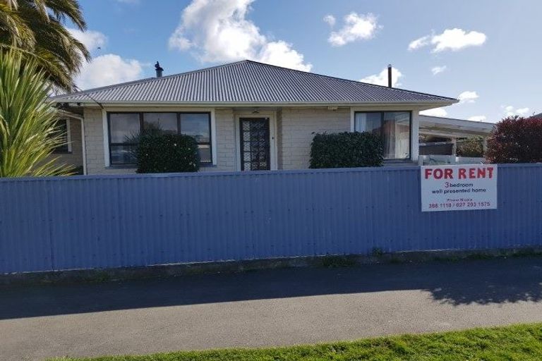 Photo of property in 83 Hargood Street, Woolston, Christchurch, 8062