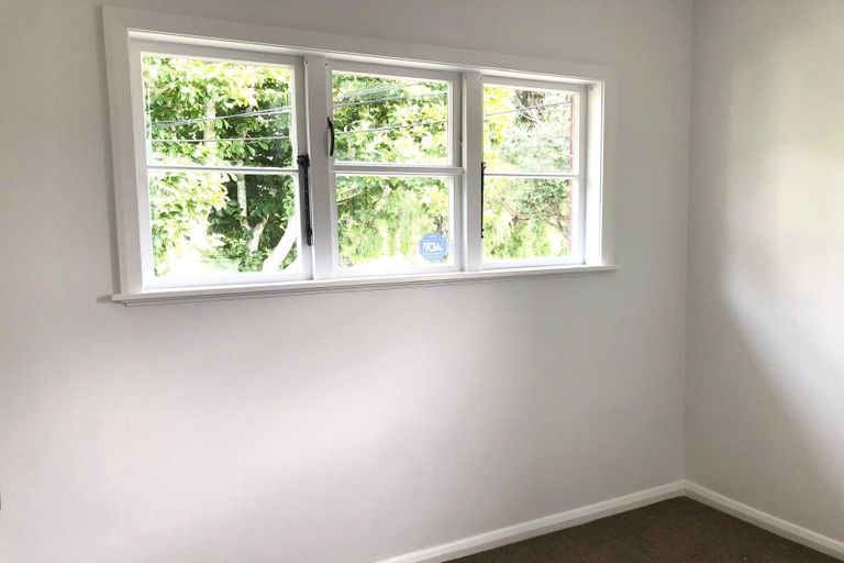 Photo of property in 271 Riverside Drive, Waterloo, Lower Hutt, 5011