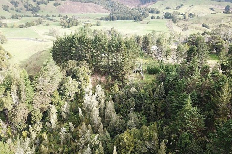 Photo of property in 613 Awaroa Road, Broadwood, Kaitaia, 0481